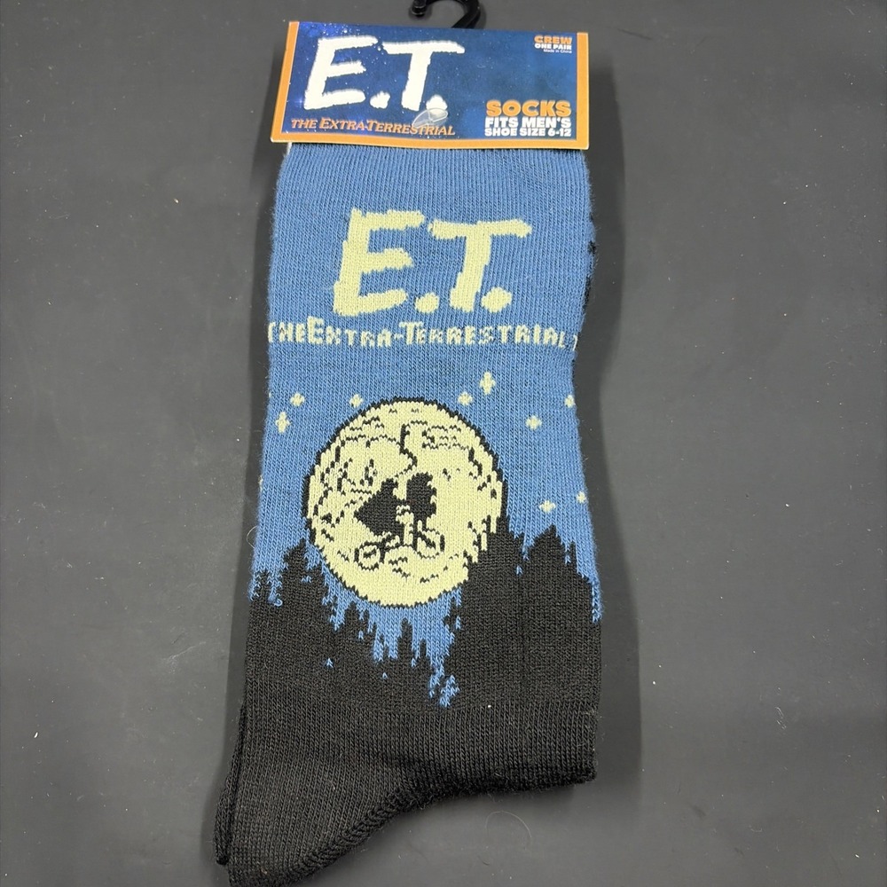 ET Movie Extra Terrestrial Men's Novelty Crew‎ Socks Fits Men's US 6-12